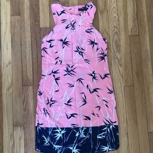 Banana Republic spring/summer pink dress blue leaves hem size 6